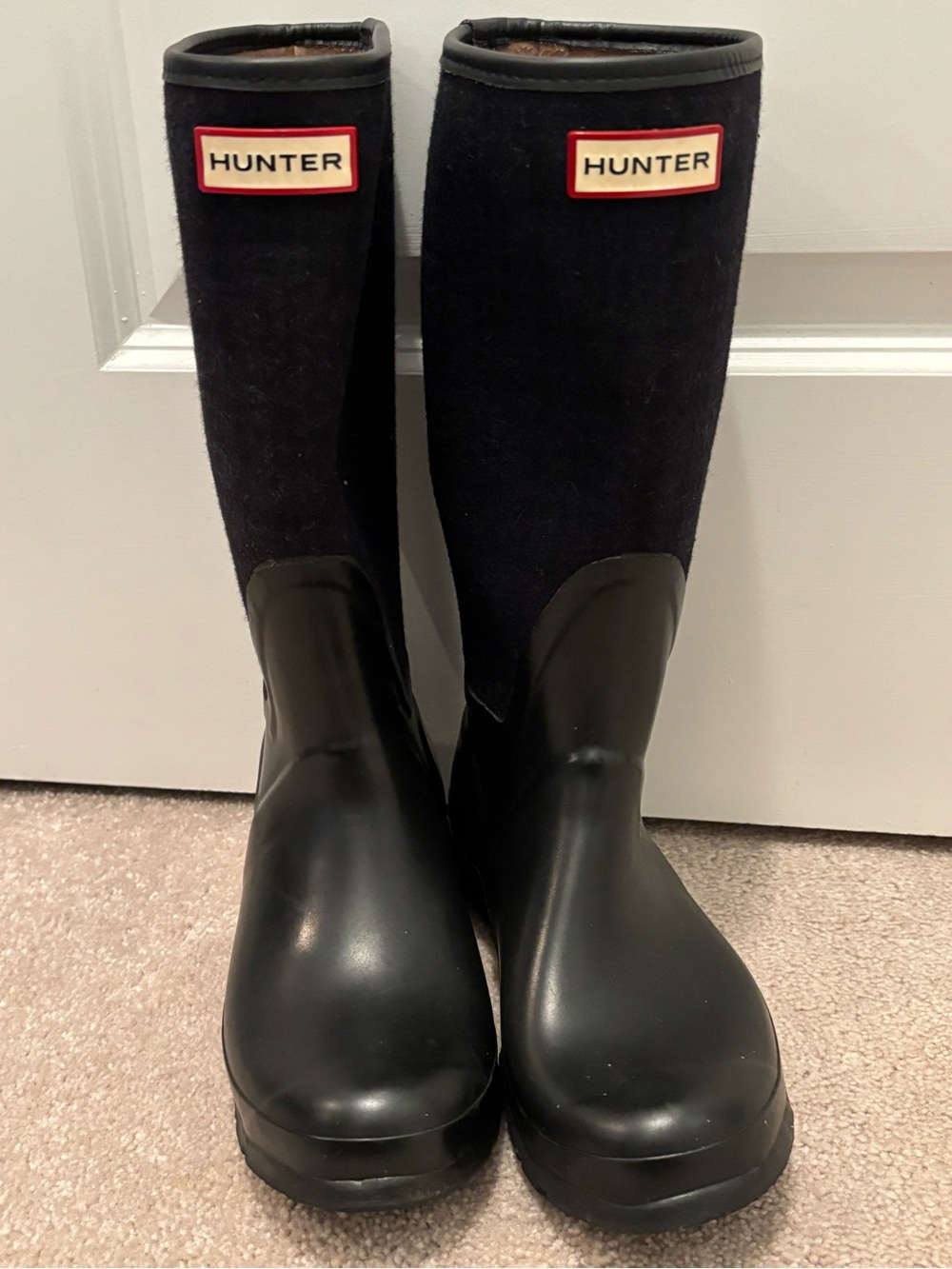 Hunter Arlen Tall Rain Boots Women’s Size 7 Gloss Black Plaid All Weather Metal